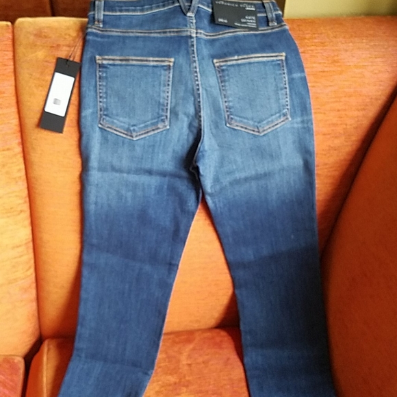 VERONICA BEARD Kate Skinny Jeans - Picture 7 of 8